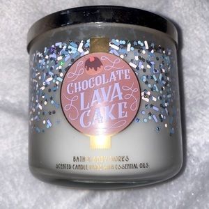 Bath & Body Works Chocolate Lava Cake Scented Candle 🕯️🍫😋